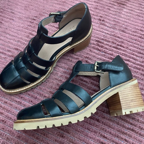 Seychelles Social Butterfly Heel EUC 8 9 - Picture 1 of 6